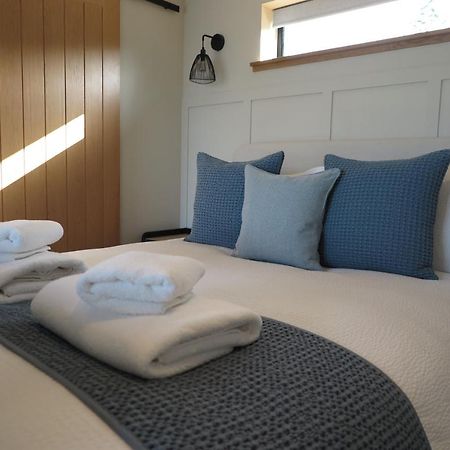 Angusfield Cabins Sconser Bagian luar foto