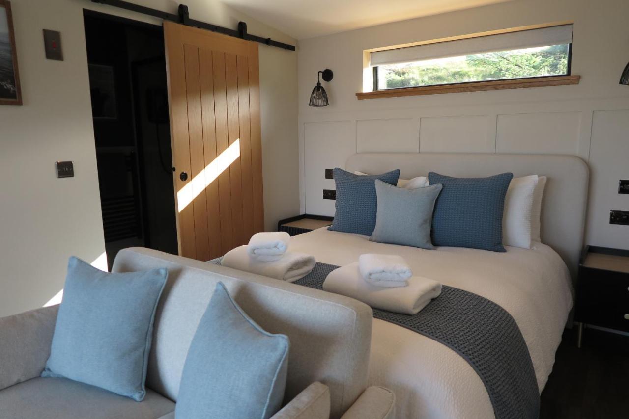 Angusfield Cabins Sconser Bagian luar foto