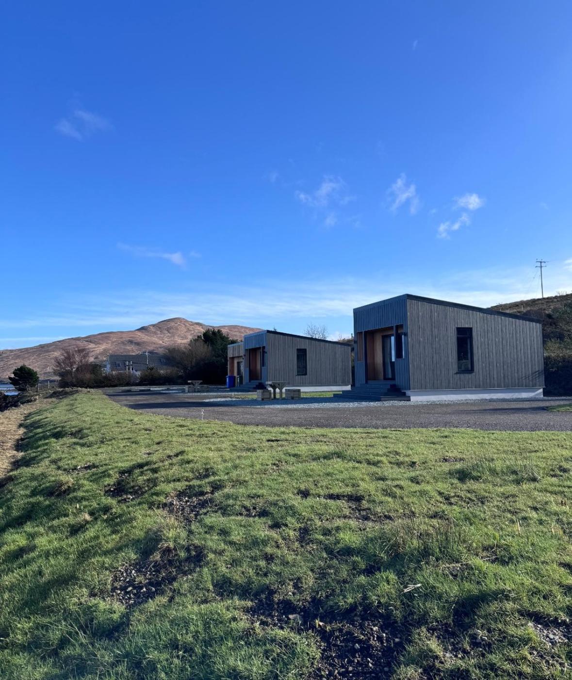 Angusfield Cabins Sconser Bagian luar foto
